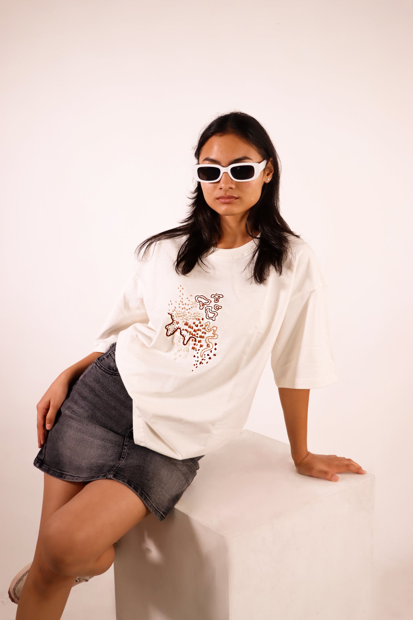 Lines & Dots Hand-Embroidered Oversized T-shirt